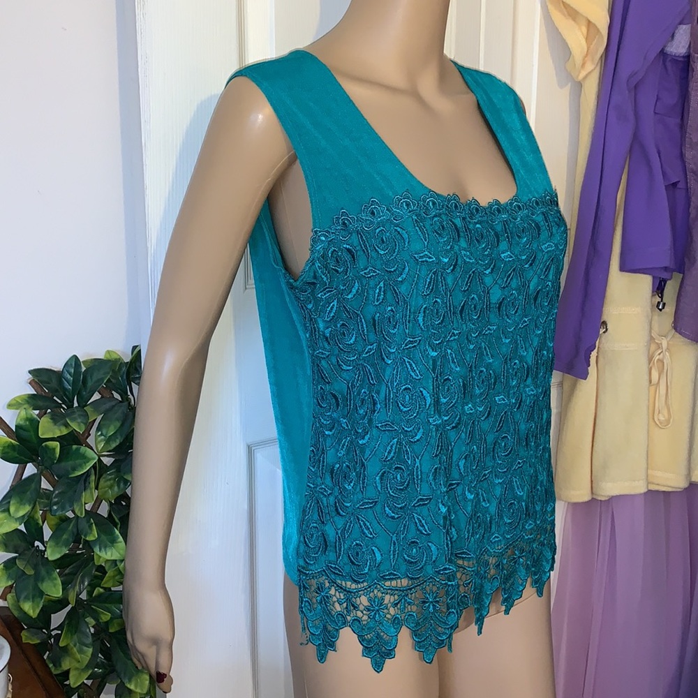 Vitg green crochet lace square neck sleeveless tank top M L